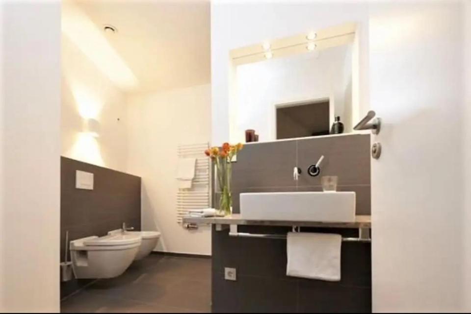Apartment Luxurious In High Class Building Kranhaus In Köln